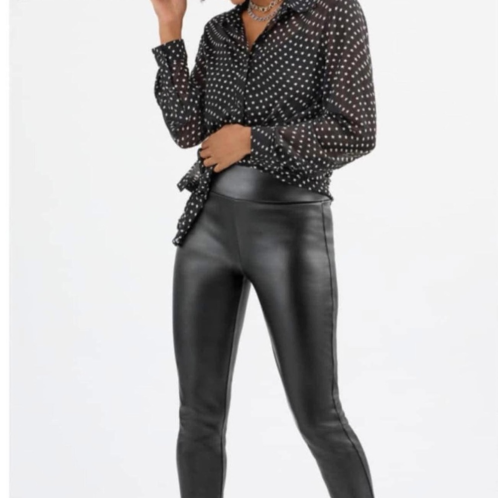 CAbi Tomboy Leggings style #4701 - Picture 2 of 6
